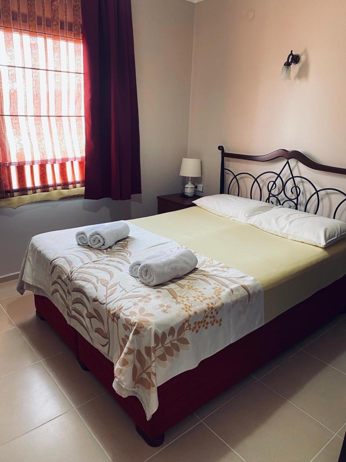 Sunset Beach Apartments Turgutreis Esterno foto