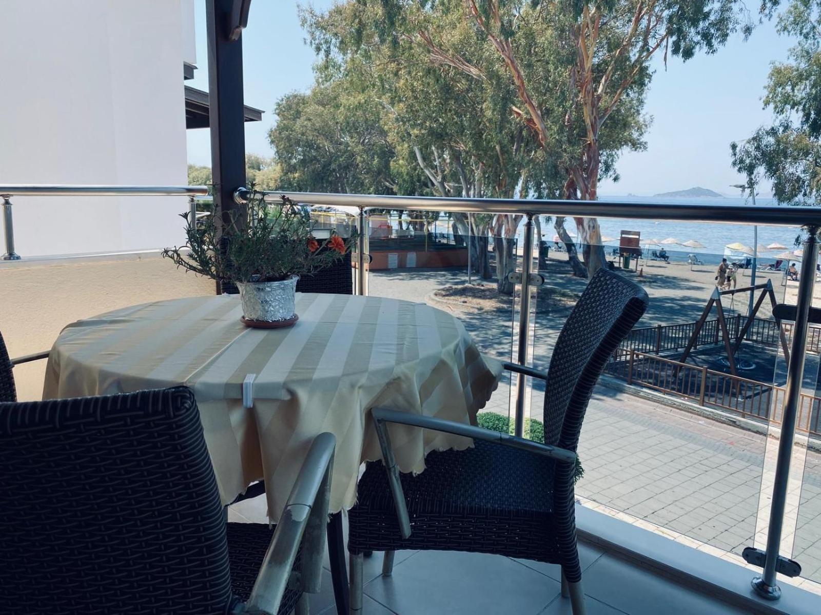 Sunset Beach Apartments Turgutreis Esterno foto